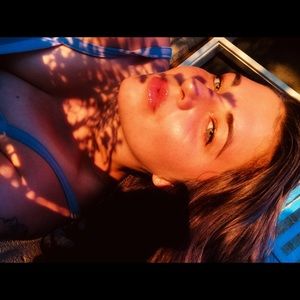 Meet your Posher, Madi.